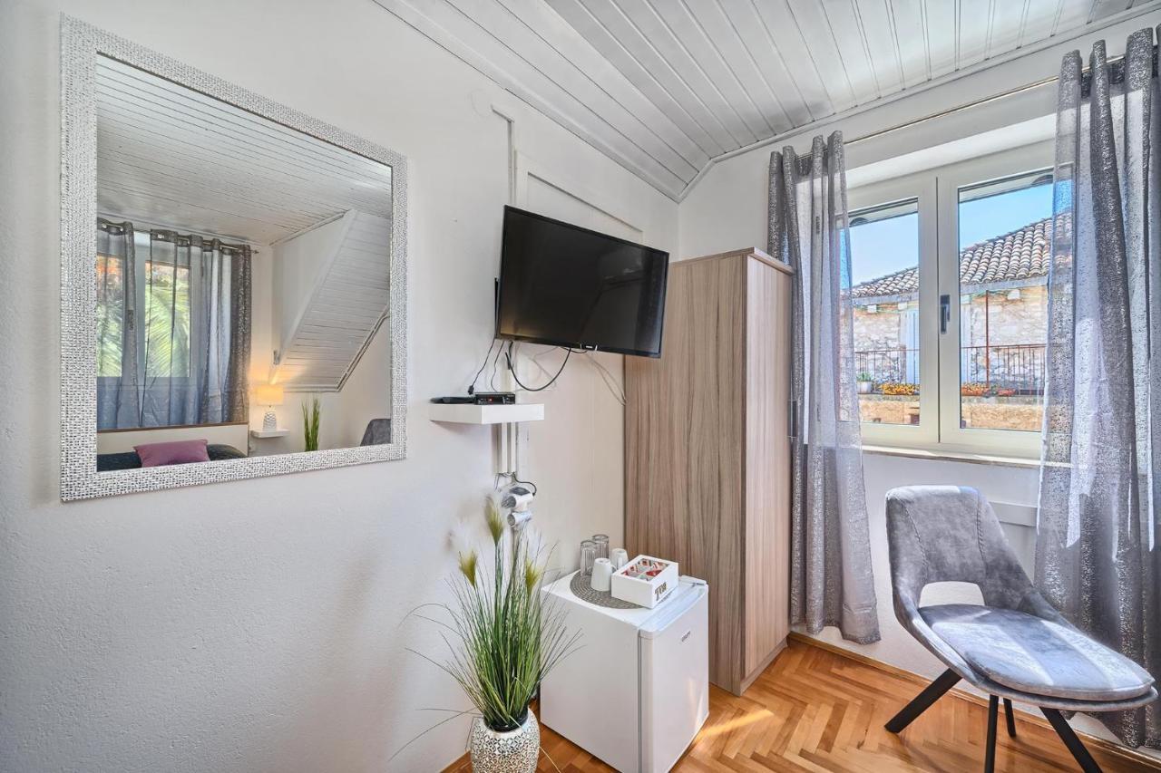 Couple'S Getaway In The Center Of Hvar W/Sea View Hvar Town Exteriör bild